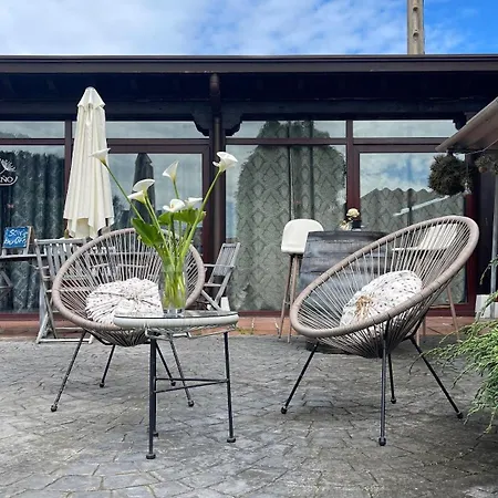 Apartamento En Costa Quebrada -piscina Y Parking Junto A Playas, En