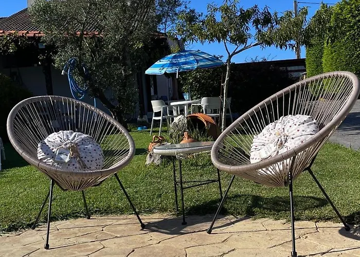 Apartment En Costa Quebrada -piscina Y Parking Junto A Playas, En