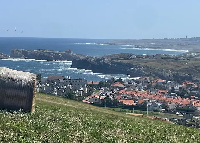 En Costa Quebrada -piscina Y Parking Junto A Playas, En * Soto de la Marina
