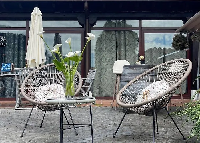 Apartment En Costa Quebrada -piscina Y Parking Junto A Playas, En