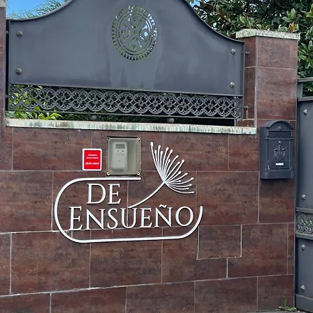 En Costa Quebrada -piscina Y Parking Junto A Playas, En * Soto de la Marina