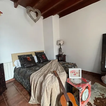 En Costa Quebrada -piscina Y Parking Junto A Playas, En *